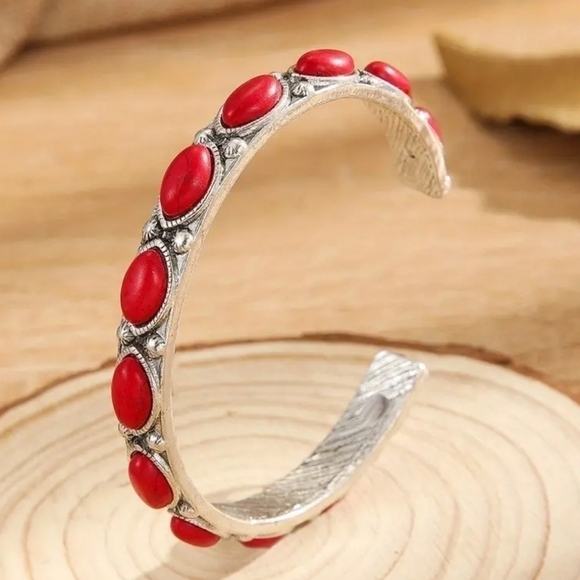 Jewelry - Rose red bangle Turquoise bracelet.